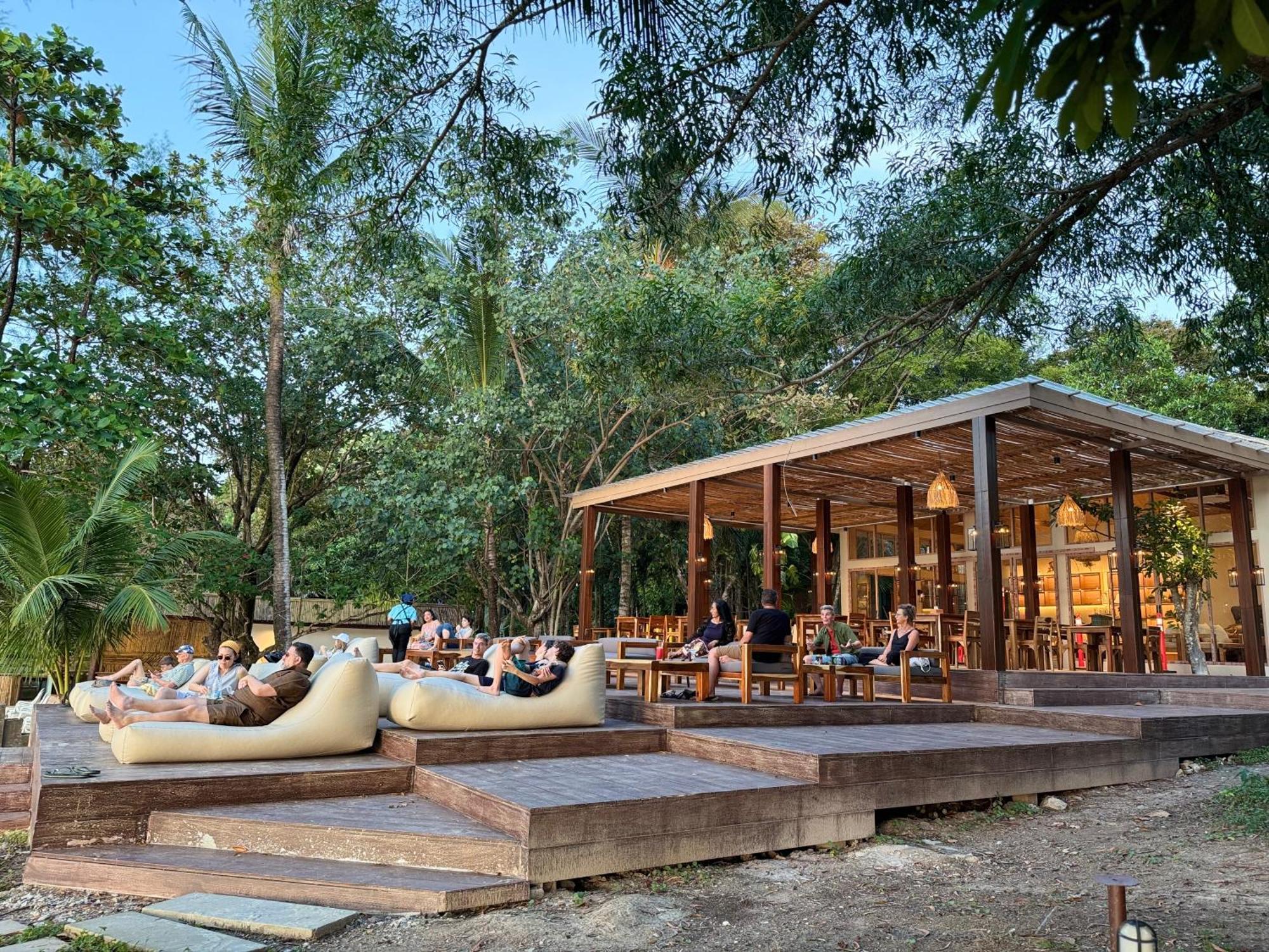 Sunny Cove Beach Resort Koh Phayam Ranong Exteriör bild