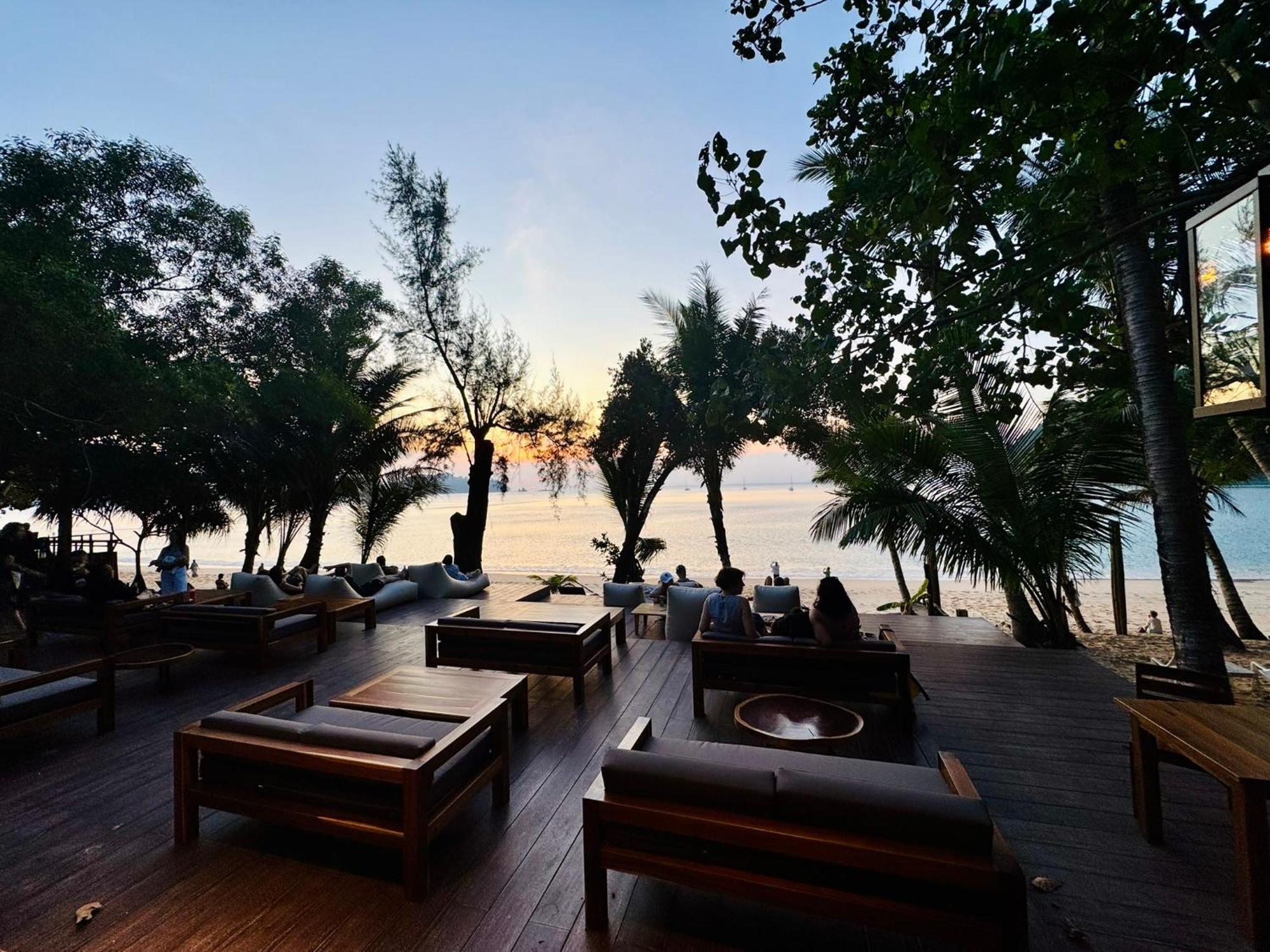 Sunny Cove Beach Resort Koh Phayam Ranong Exteriör bild